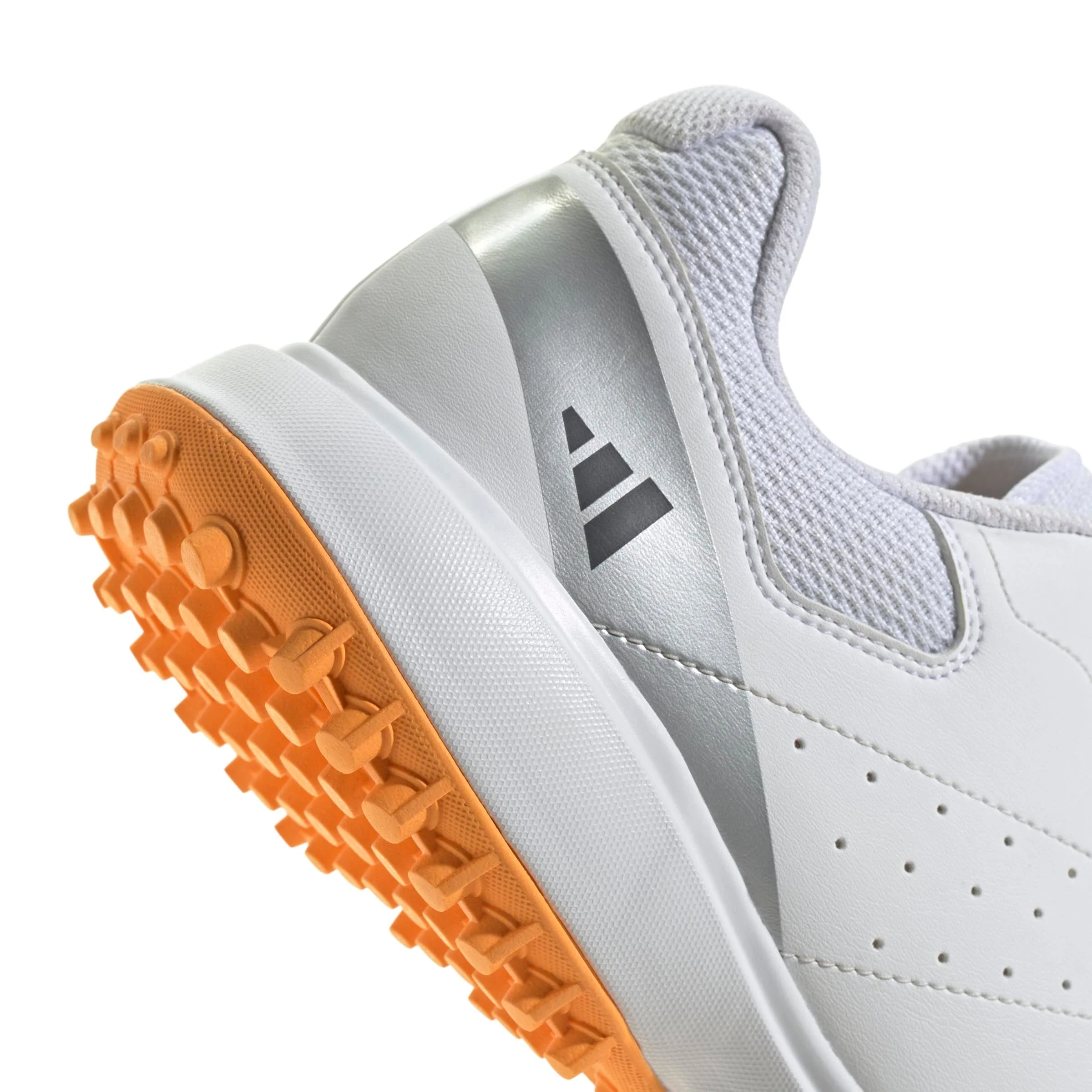 Adidas Howzatt Spikeless Cricket Shoes - 2026 - Image 9