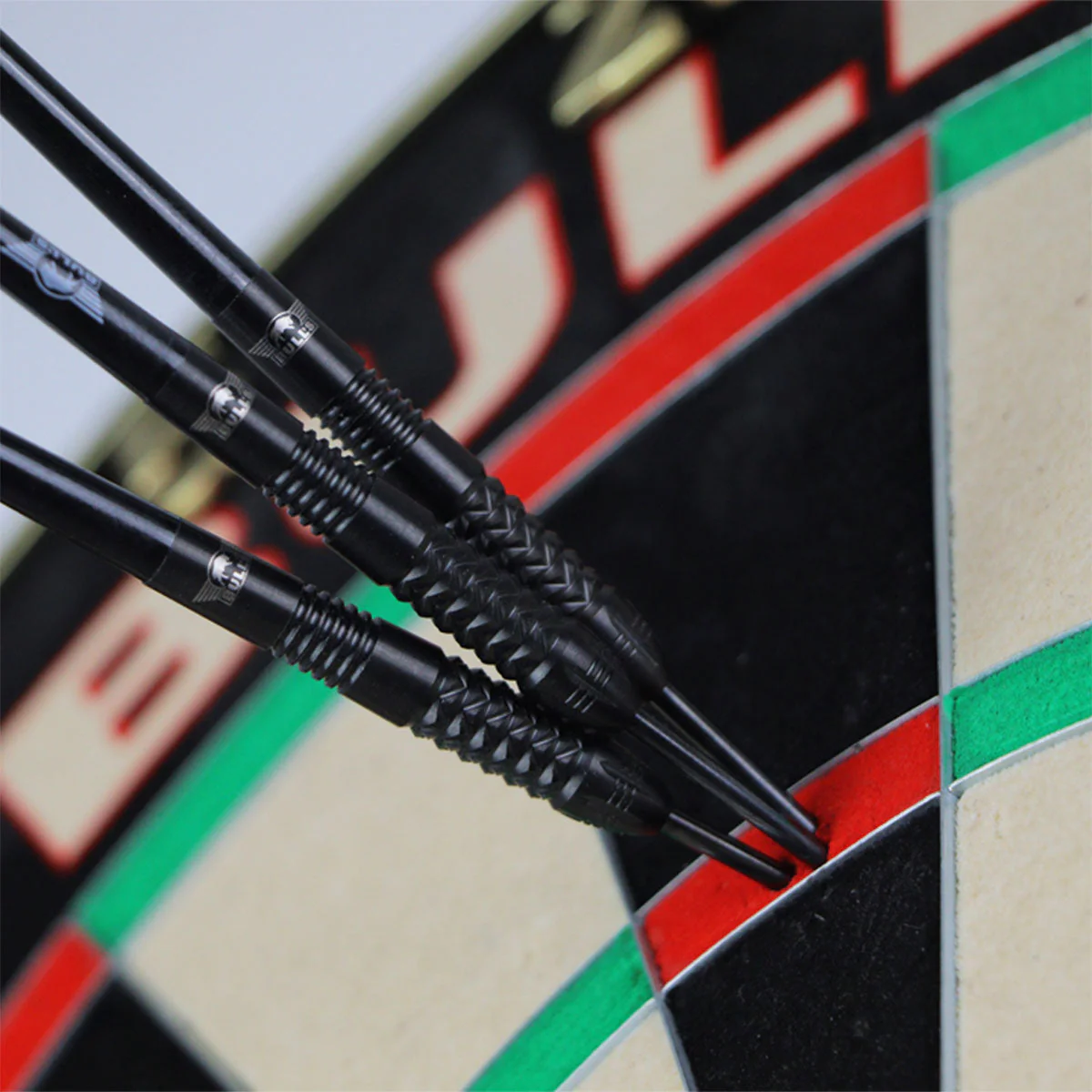 Bull's Caliber Black 90% Steel Tip Darts - Image 7