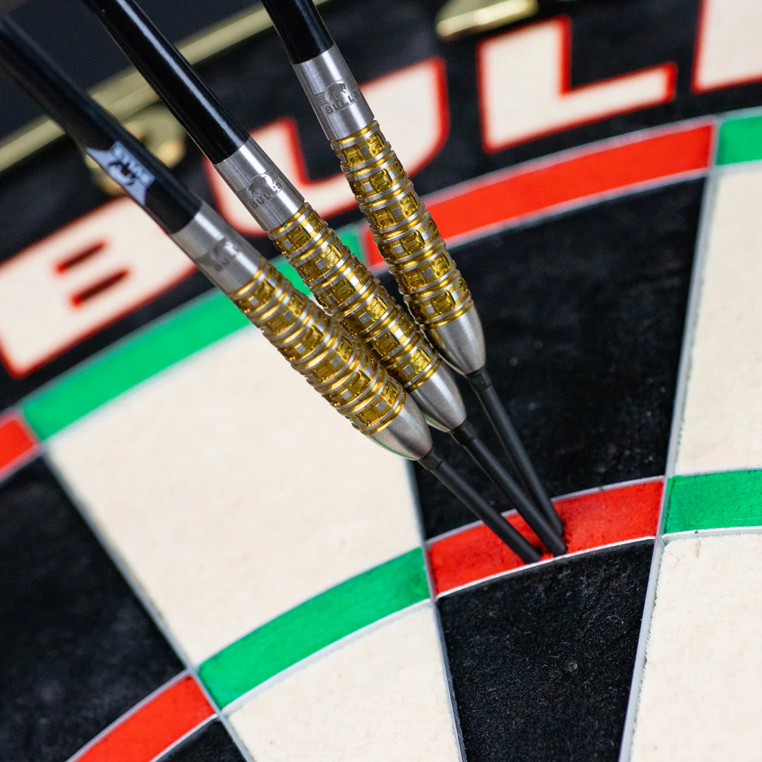 Bull's Vintago Bomb CP 90% Steel Tip Darts - Image 8